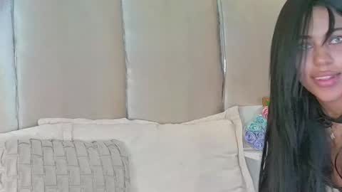 Snapshot of mami_natacha19x chatting on October 1, 4:33 am nati online show from October 1, 4:33 am