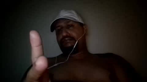 Snapshot of man_new chatting on September 17, 10:46 pm Man new online show from September 17, 10:46 pm