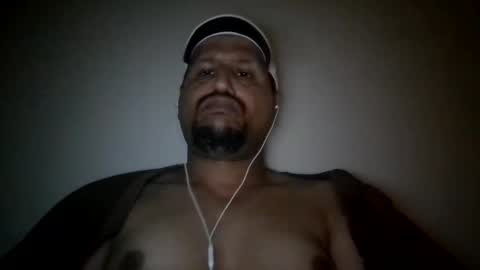 Snapshot of man_new chatting on February 18, 5:09 am Man new online show from February 18, 5:09 am