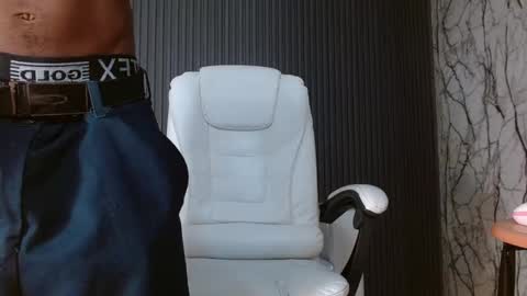 man_san11 online show from October 12, 5:37 pm