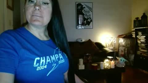 mandaloriangirlsfight online show from April 19, 6:10 pm