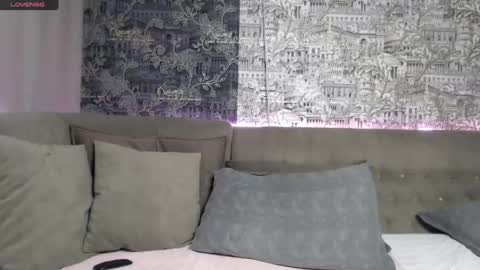 Mandy  online show from April 24, 12:40 pm