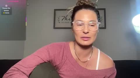 Mandy online show from December 1, 8:51 pm