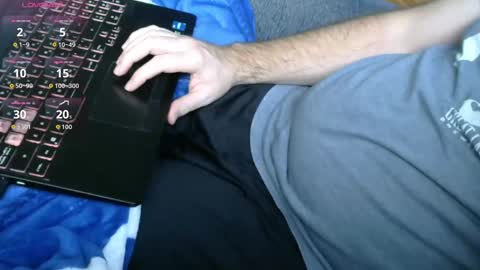 mannyramorg online show from November 18, 6:33 pm