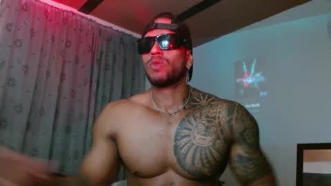 Manolo online show from October 8, 1:24 am