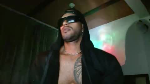 Manolo online show from October 16, 2:11 am