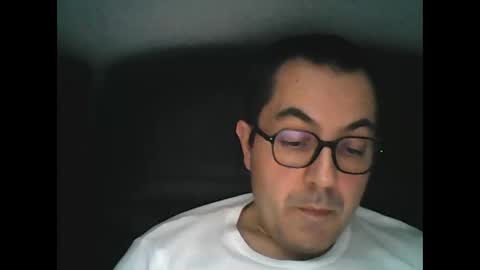Snapshot of manu5933 chatting on January 8, 1:20 pm manu5933 online show from January 8, 1:20 pm