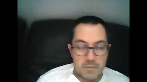 Snapshot of manu5933 chatting on January 7, 1:14 pm manu5933 online show from January 7, 1:14 pm