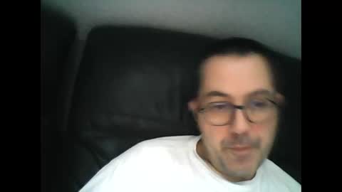Snapshot of manu5933 chatting on December 27, 1:18 pm manu5933 online show from December 27, 1:18 pm
