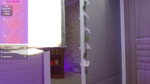 Snapshot of manue_bela chatting on February 28, 2:20 pm Angela online show from February 28, 2:20 pm