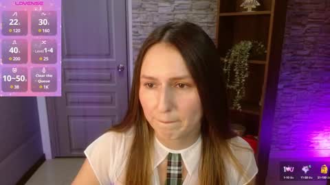 Snapshot of manue_bela chatting on February 25, 11:32 am Angela online show from February 25, 11:32 am