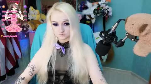 Manuela online show from February 24, 2:26 pm