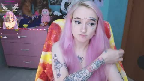 Manuela online show from October 10, 9:30 pm