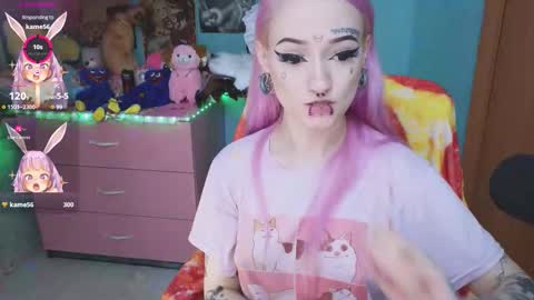 Manuela online show from September 18, 1:37 pm