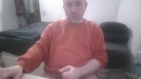 manuserita online show from March 19, 5:40 pm