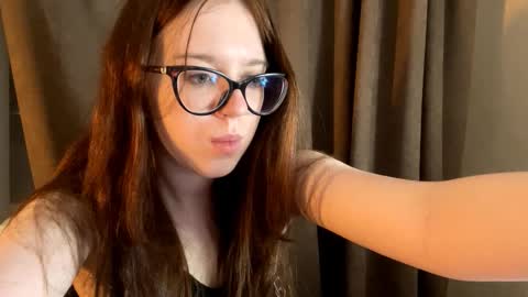 manymonrow online show from March 30, 10:43 pm