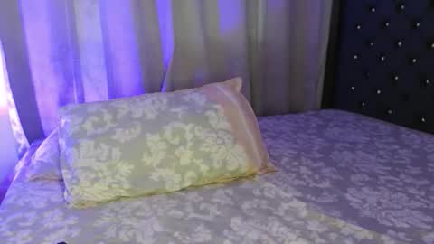 mara4sweet online show from April 7, 10:01 pm