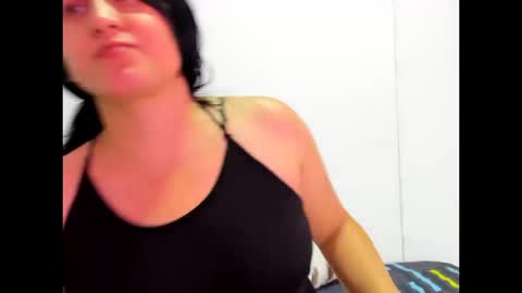 Snapshot of mara_smith18 chatting on October 20, 3:50 pm mara online show from October 20, 3:50 pm
