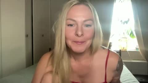 marasecrets online show from March 25, 12:28 am