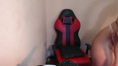 marce_777 online show from October 21, 5:23 am