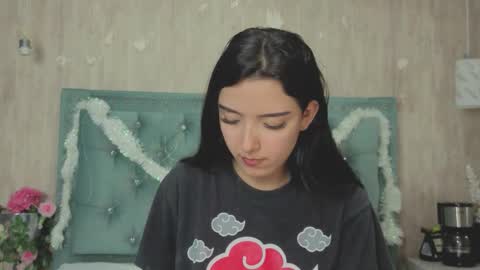 Marcela online show from December 4, 9:25 pm