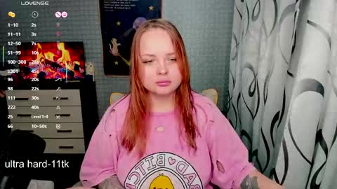 Sara online show from May 26, 3:18 pm