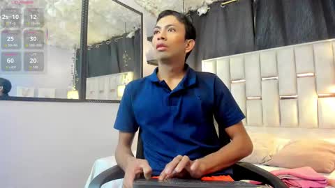 Snapshot of marcell_nova chatting on October 6, 11:50 am marcell_nova online show from October 6, 11:50 am