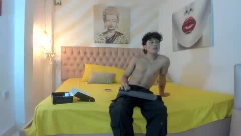 ruy  jex online show from October 27, 3:50 am