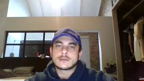 marcelpret20 online show from April 13, 10:47 pm