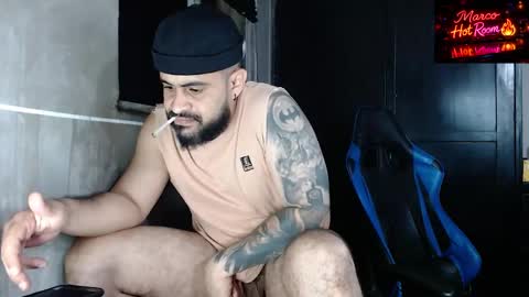 marco_aure online show from May 17, 1:04 am