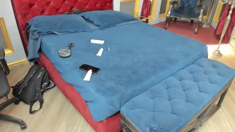 marcovitto online show from December 4, 12:05 pm