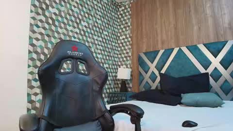 marcus_jeron online show from January 8, 12:27 am