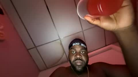 marcuslouis18 online show from April 8, 2:03 am