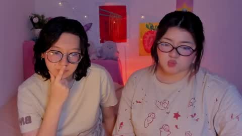 danna online show from April 15, 2:04 am