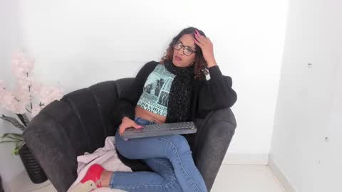 marfilastrom online show from March 7, 5:51 am