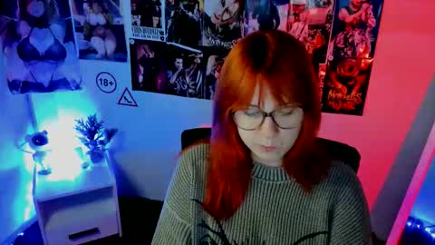 Snapshot of margaret_red chatting on October 14, 6:55 pm Margaret online show from October 14, 6:55 pm