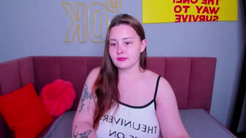 Snapshot of margaretroy chatting on October 3, 1:37 am Margaret 3 online show from October 3, 1:37 am