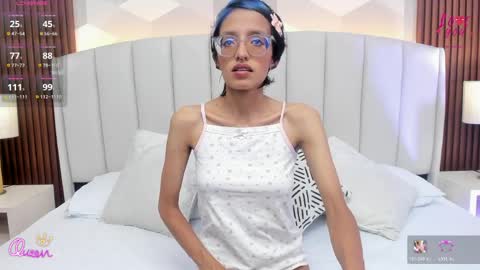 Aitana online show from April 1, 2:12 am