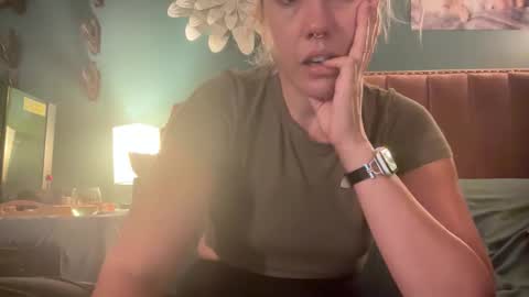 Elle online show from October 20, 12:26 am