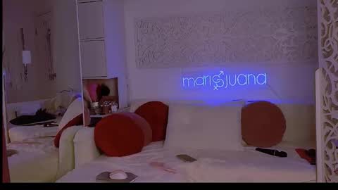 mari69juana online show from February 9, 6:43 pm