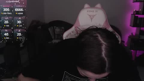 mari moore online show from September 30, 8:03 am