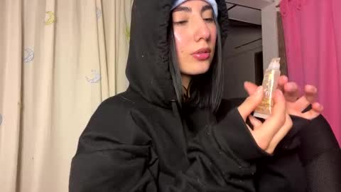 maria_6384 online show from February 27, 12:25 am