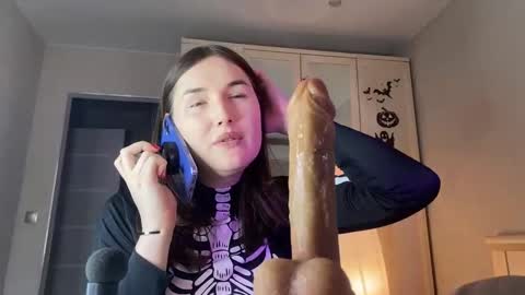 Maria online show from October 29, 8:49 am