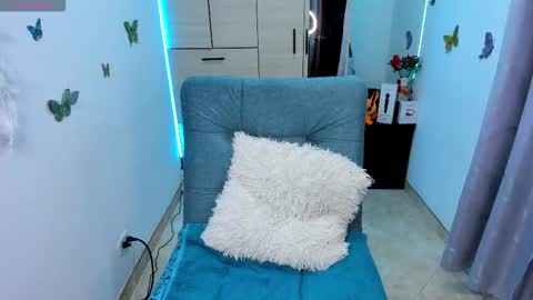 Maria camila online show from March 22, 12:31 pm