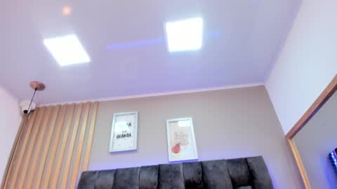 Snapshot of mariaa__fernanda chatting on February 22, 7:45 am mariaa__fernanda online show from February 22, 7:45 am