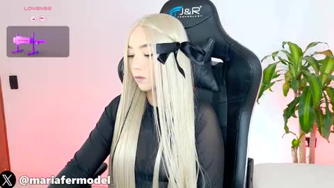 Maria Fer online show from October 15, 7:37 pm