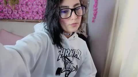 Maria online show from March 23, 6:02 pm