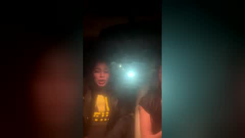 mariahlover22 online show from April 3, 4:52 am