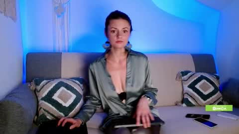 Maria online show from November 11, 9:39 pm