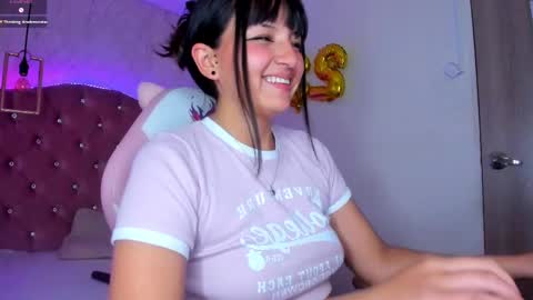   online show from March 8, 8:35 pm